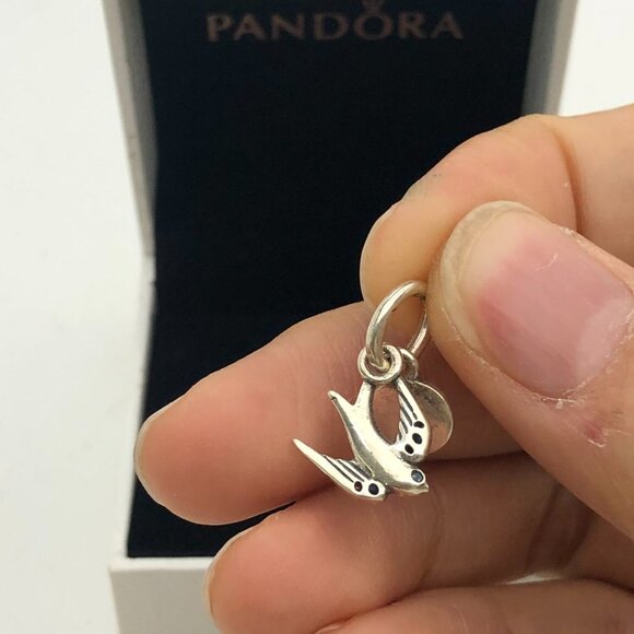 ✨🔥Pandora Sparkling Swallow & Quote Double Dangle Charm "Time to fly" Pendant - Picture 6 of 7